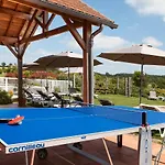 Hotel Relais Des Vigiers