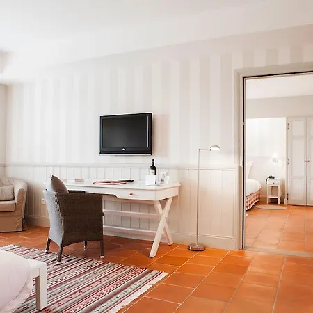 Relais Des Vigiers 4*