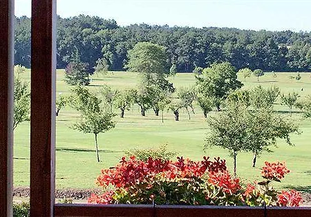Relais Des Vigiers 4*