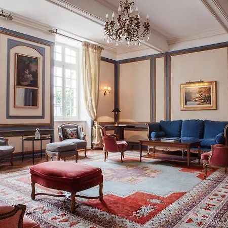 Relais Des Vigiers Hotel
