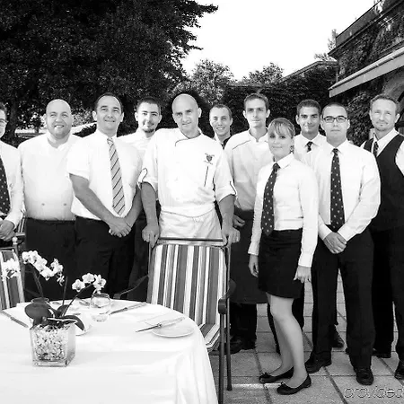 Relais Des Vigiers Hotel 4*