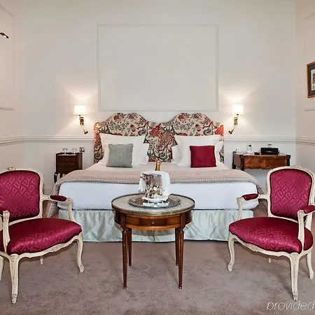 Отель Relais Des Vigiers