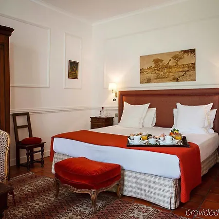 Relais Des Vigiers Hotel 4*
