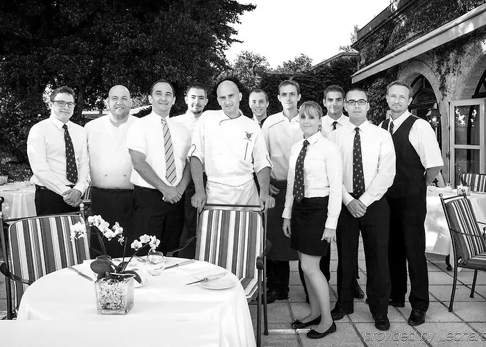 Relais Des Vigiers Hotel 4*